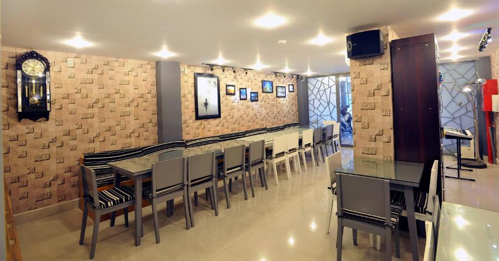 โรงแรมเดอะ คาร์เนชั่น ดา นัง ดานัง ภายนอก รูปภาพ